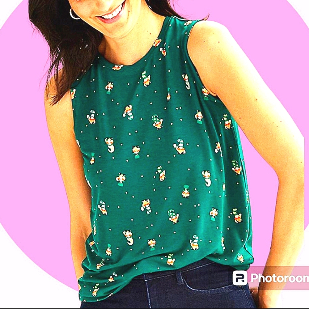 - NWT Leprechaun Graphic Tank Top XXL
